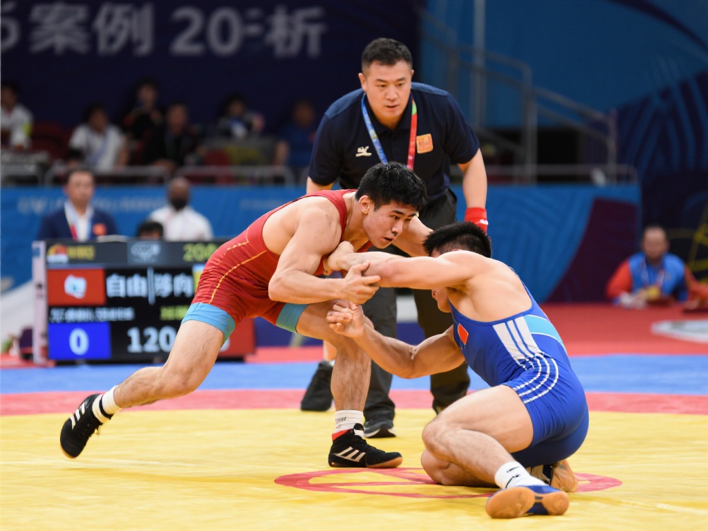中国摔跤队亚锦赛勇夺1金2银2铜谱新辉